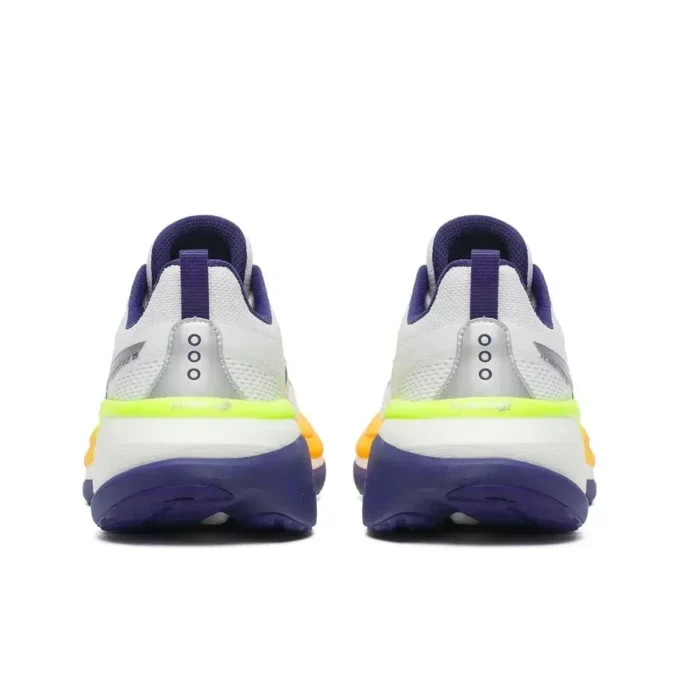 Men’s hurricane 25