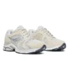 Nordstrom x saucony progrid triumph 4